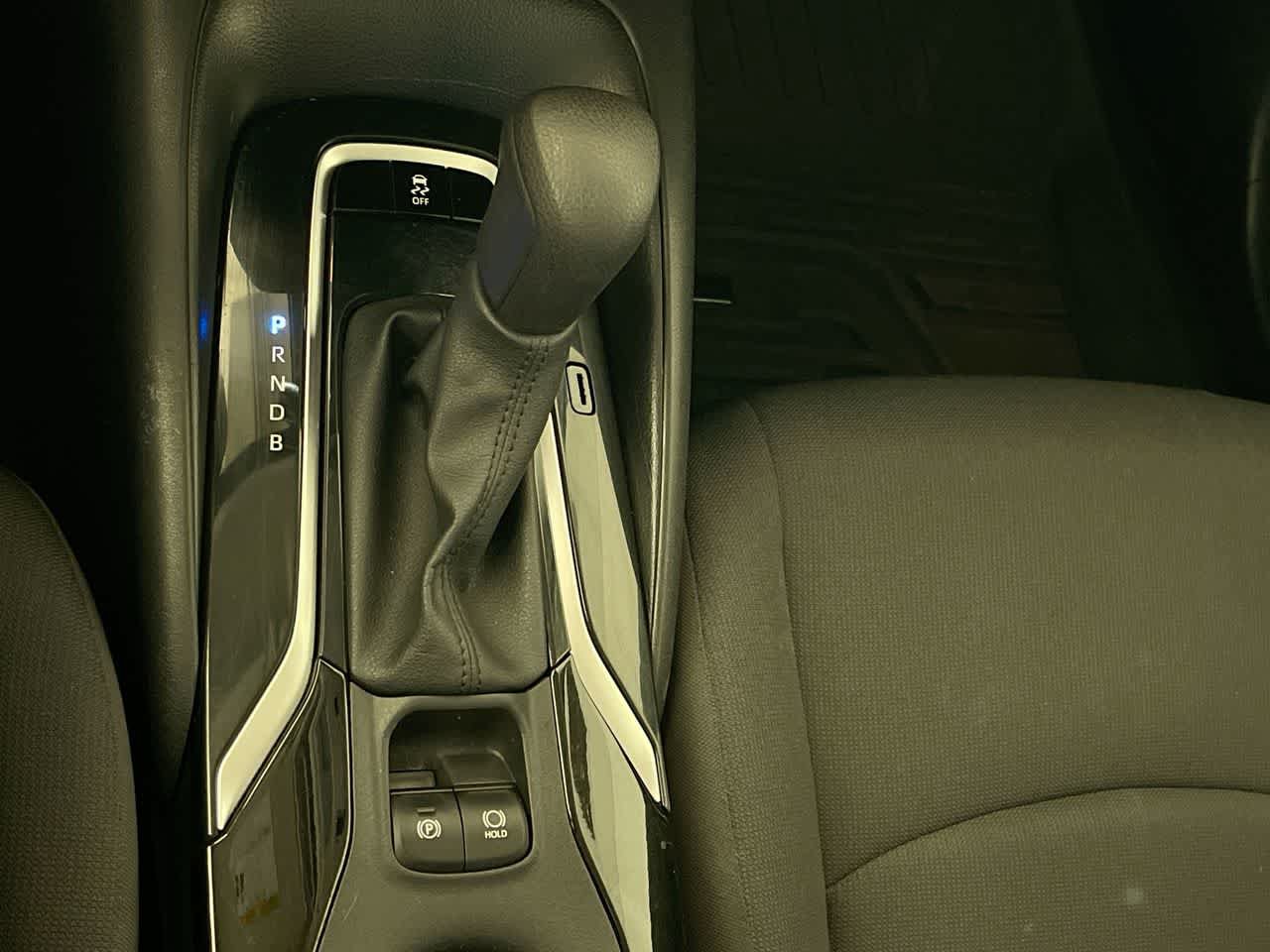 Used 2020 Toyota Corolla LE FWD image 20