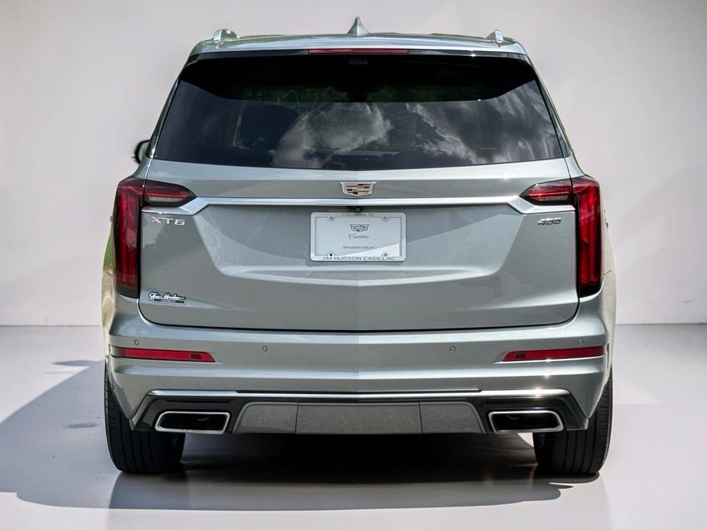 Certified 2024 Cadillac XT6 Premium Luxury w/ Technology Package FWD image 13