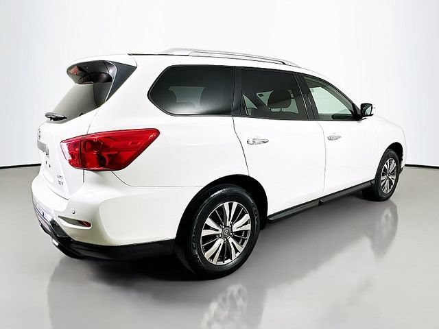 Used 2018 Nissan Pathfinder SV AWD/4WD image 7