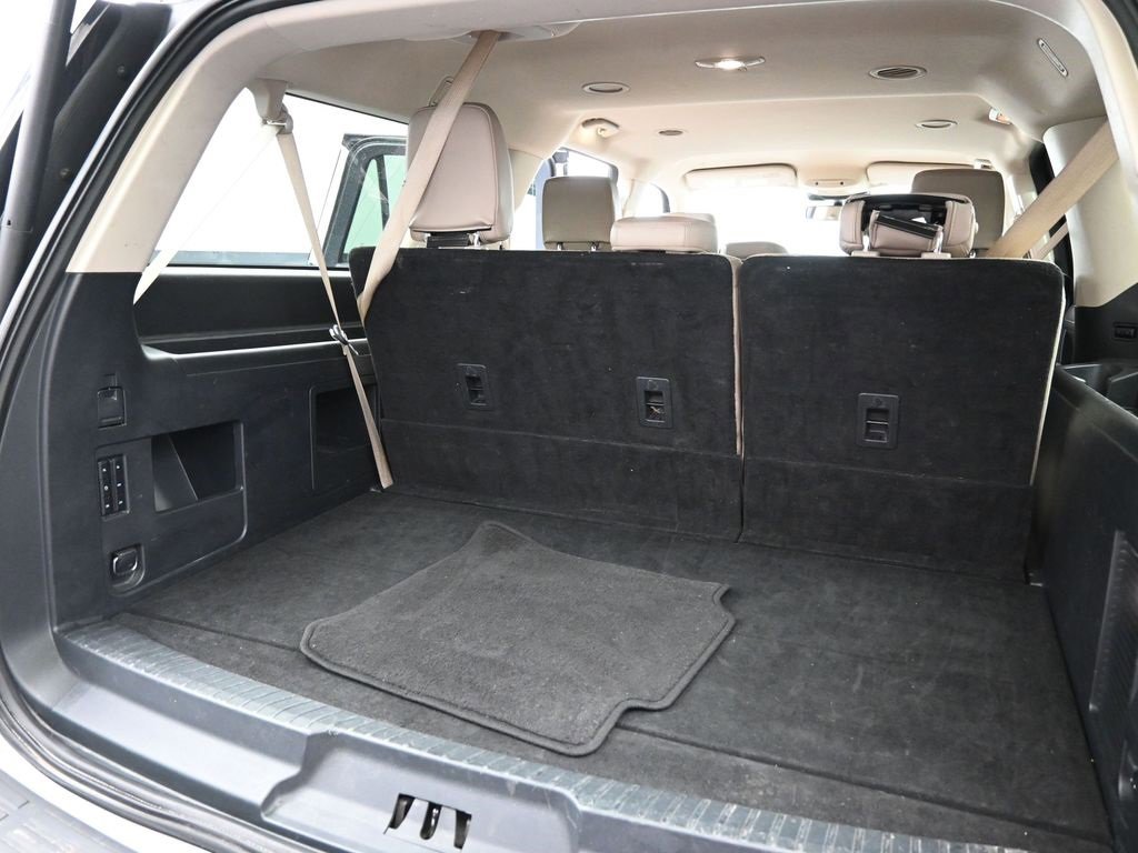Used 2024 Ford Expedition Max XLT image 34