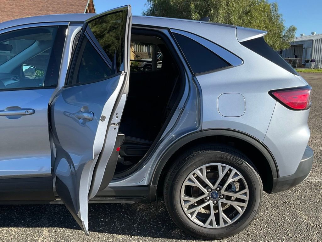 Certified 2022 Ford Escape SEL w/ Technology Package image 26