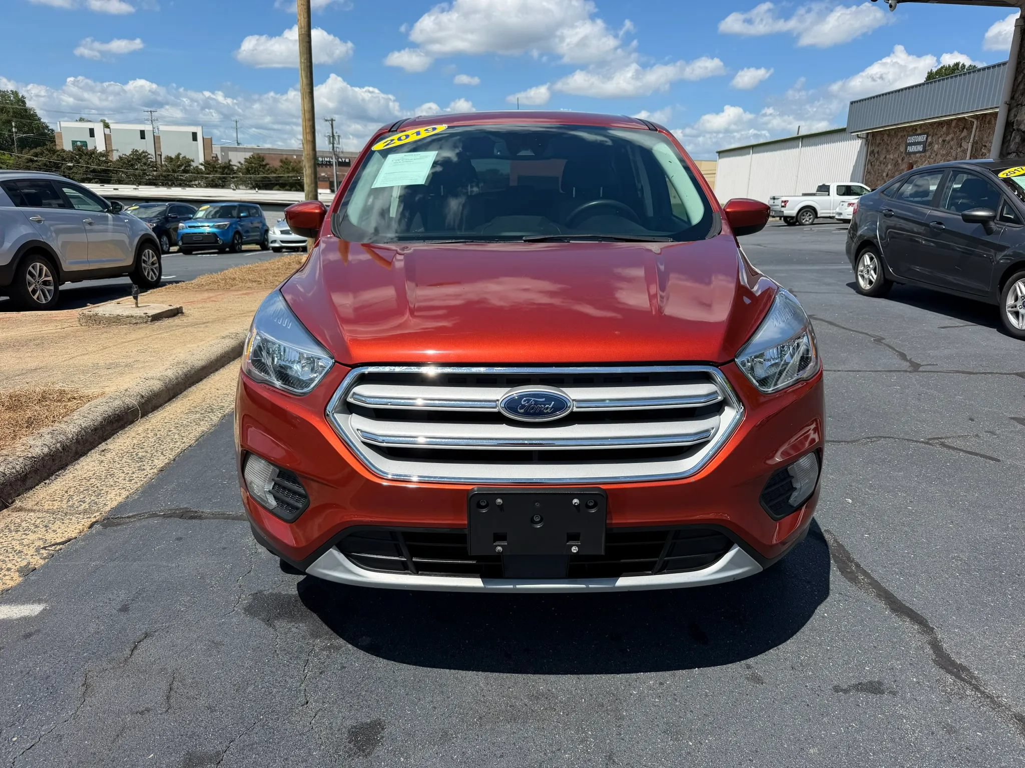 Used 2019 Ford Escape SE AWD/4WD image 2