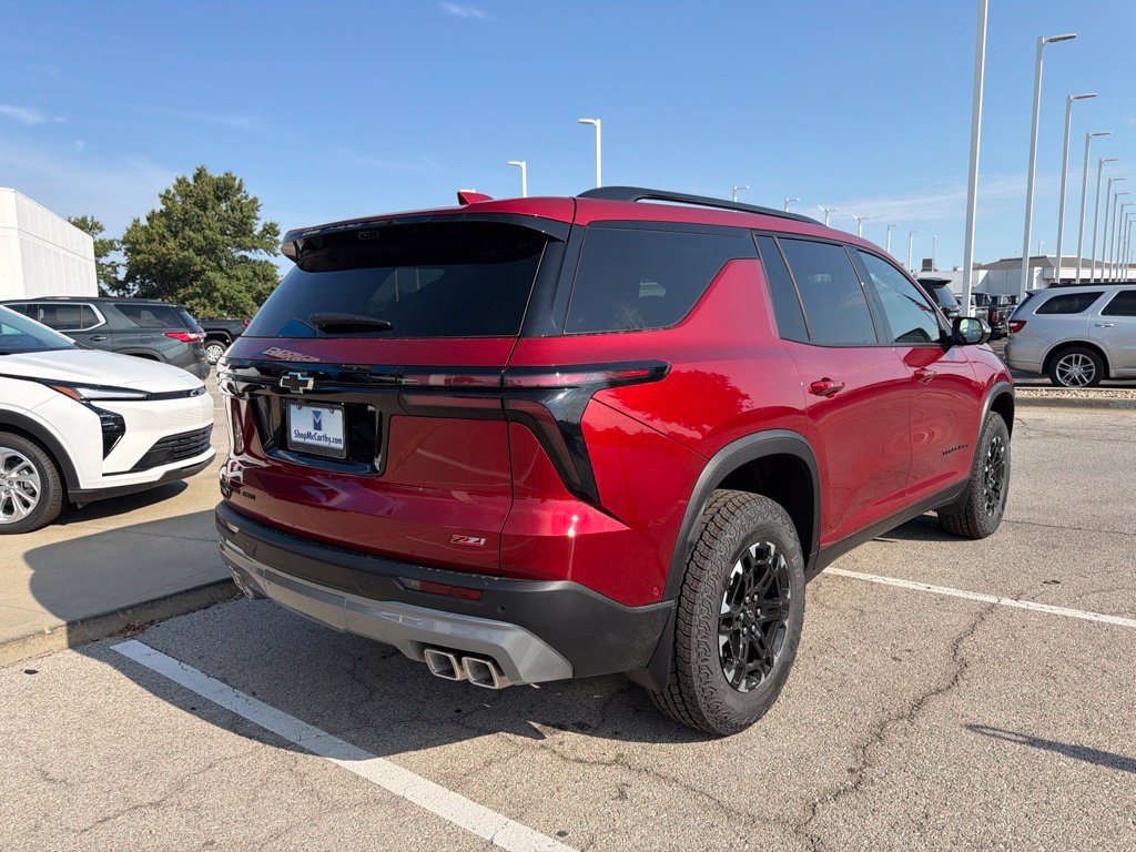 New 2027 Chevrolet Traverse Z71 w/ Enhanced Driving Package AWD/4WD image 3