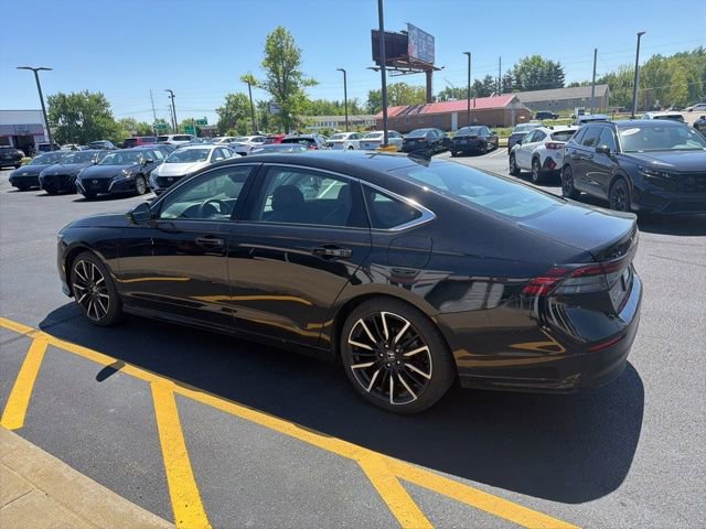 Used 2023 Honda Accord Touring image 15
