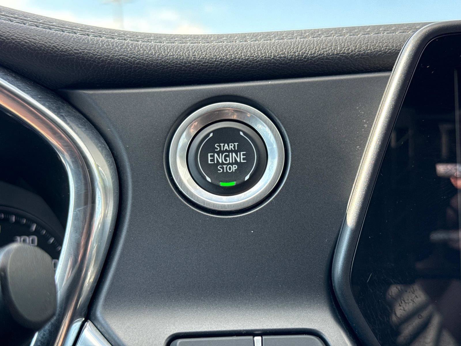 Used 2021 Chevrolet Blazer LT w/ LPO, Floor Liner Package image 13