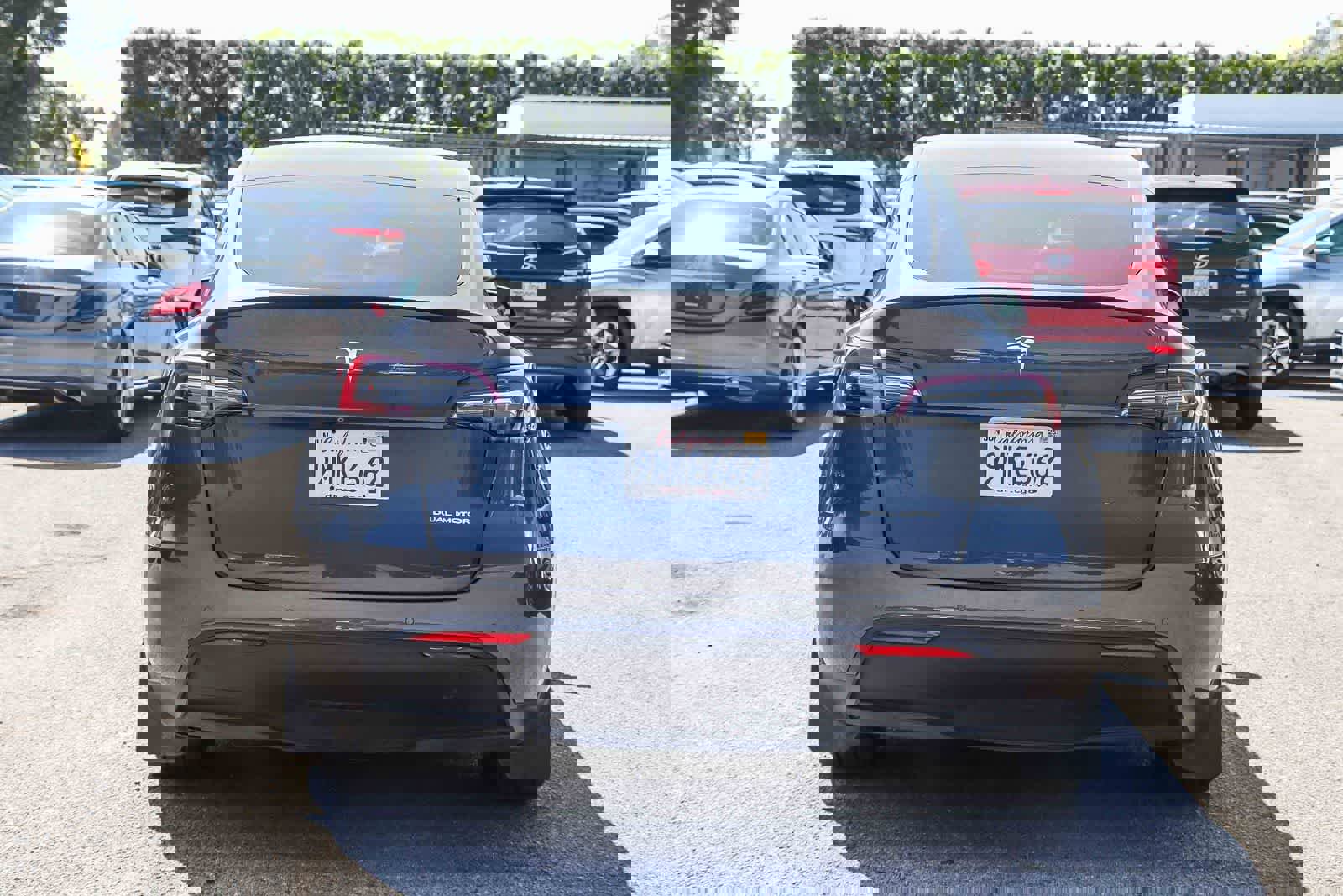 Used 2021 Tesla Model Y Long Range image 3