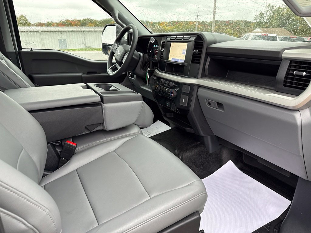 Used 2023 Ford F250 XL w/ Snow Plow Prep Package AWD/4WD image 38