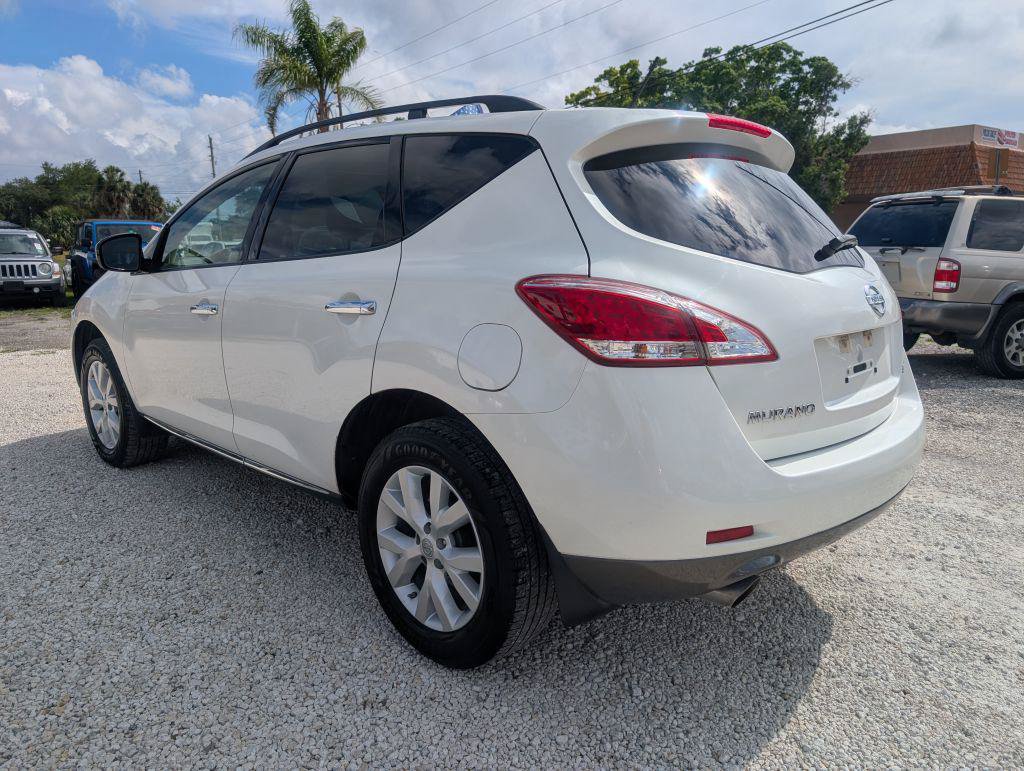 Used 2014 Nissan Murano SL w/ Navigation Package FWD image 5