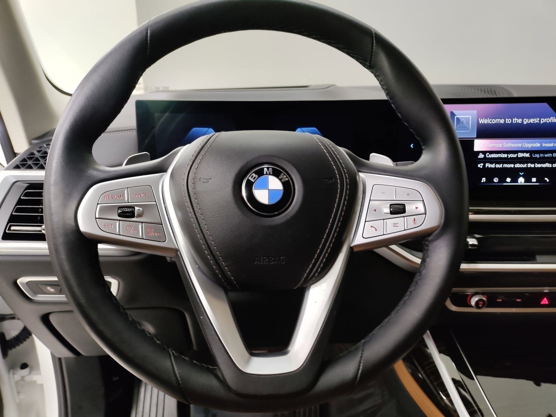 Certified 2024 BMW X7 xDrive40i w/ Parking Assistance Package image 16