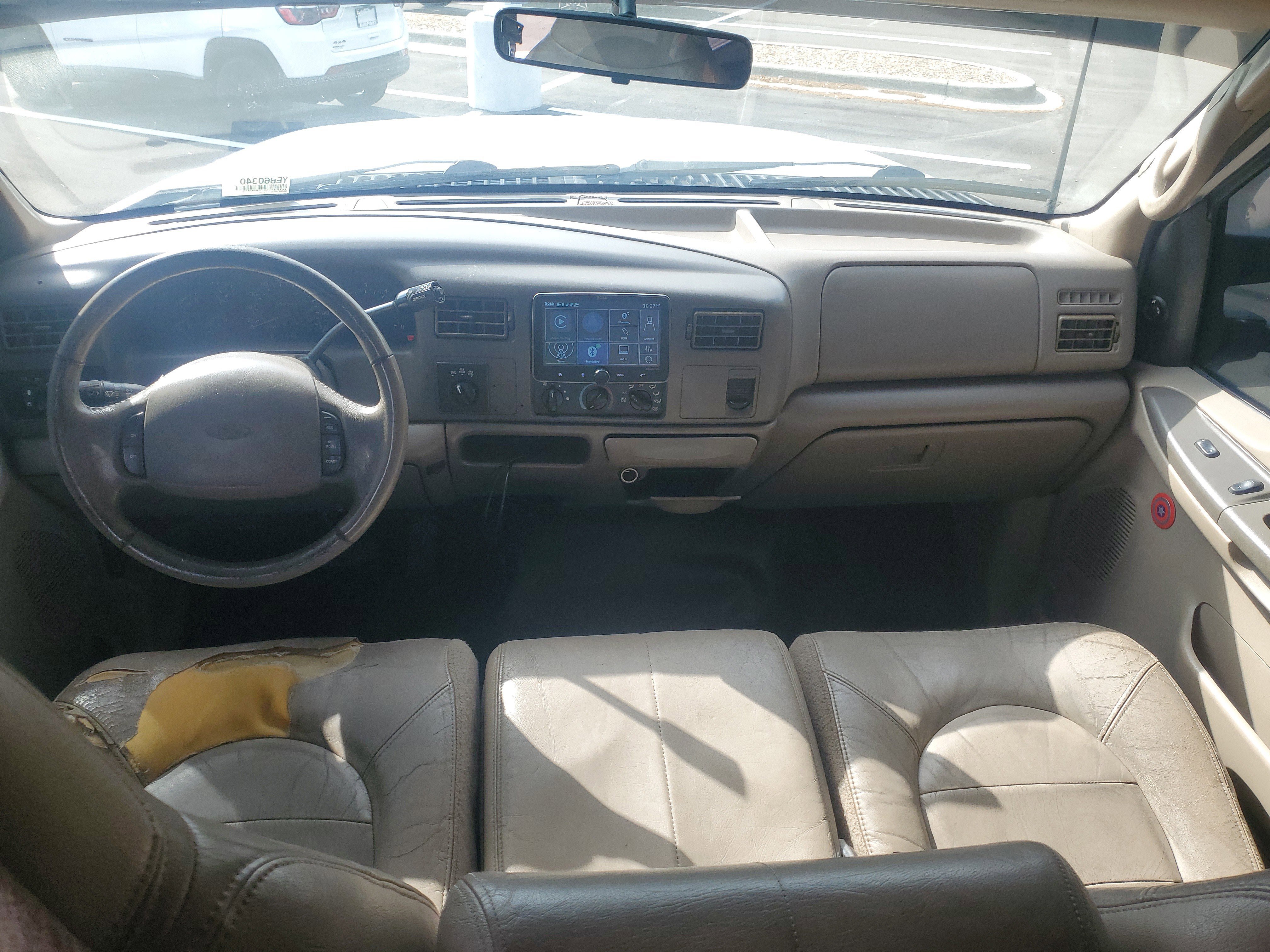 Used 2000 Ford F350 XL image 15