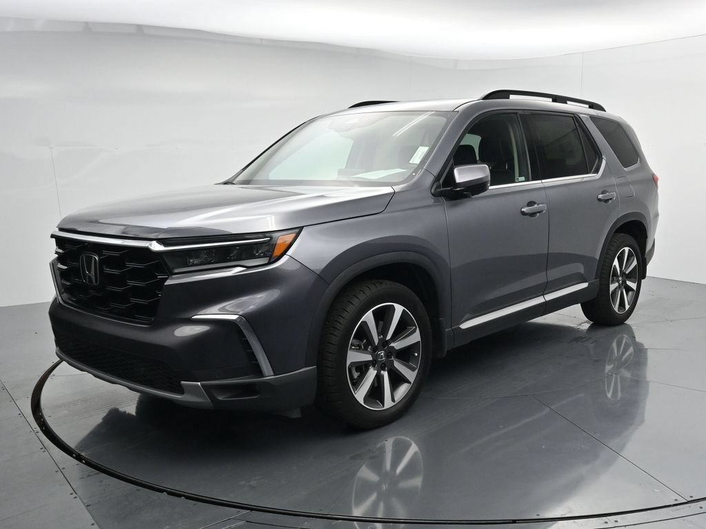 Used 2023 Honda Pilot Elite image 4