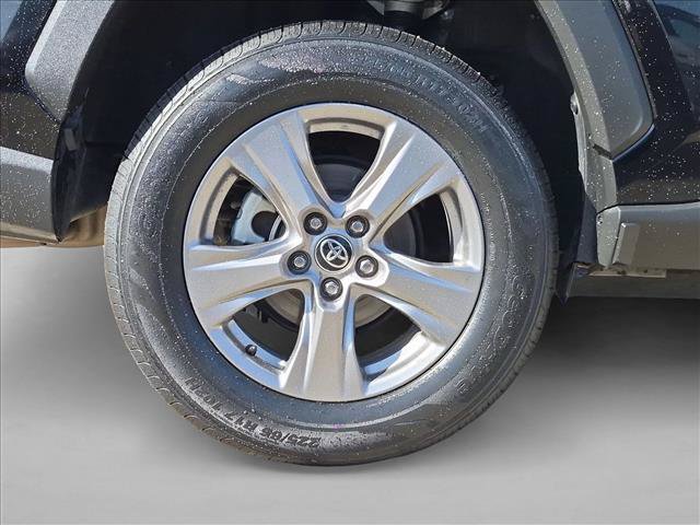Certified 2025 Toyota RAV4 XLE FWD image 23