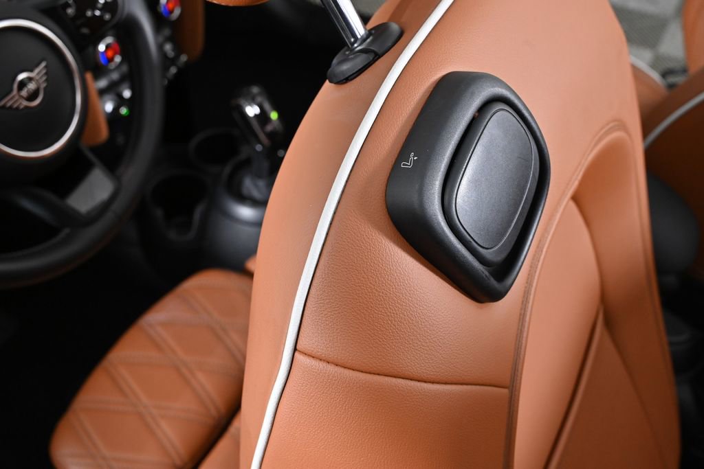 Certified 2023 MINI Cooper S image 32