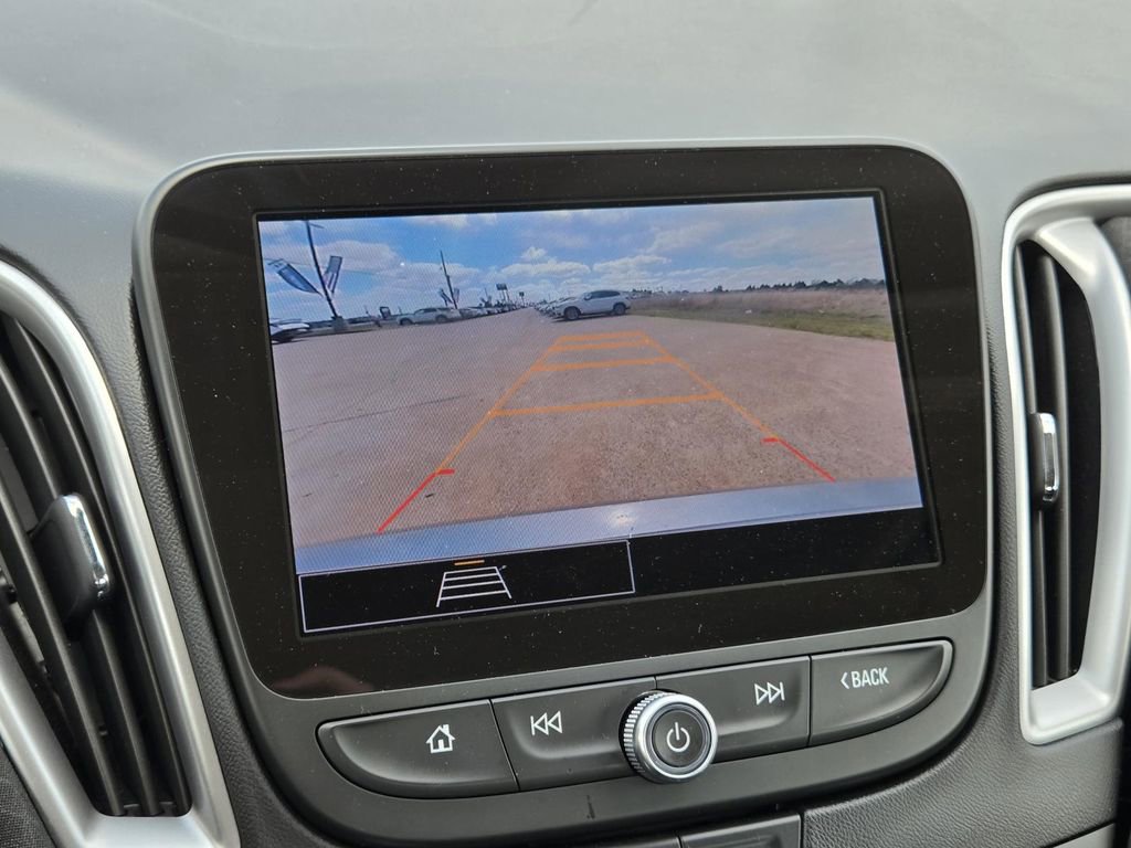 Used 2025 Chevrolet Malibu RS image 17