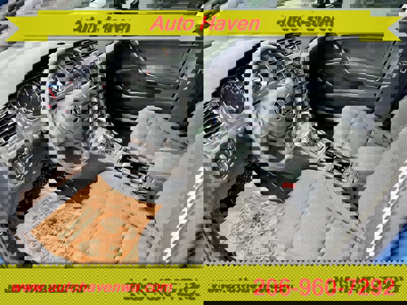 Used 2016 Volkswagen e-Golf SE image 10