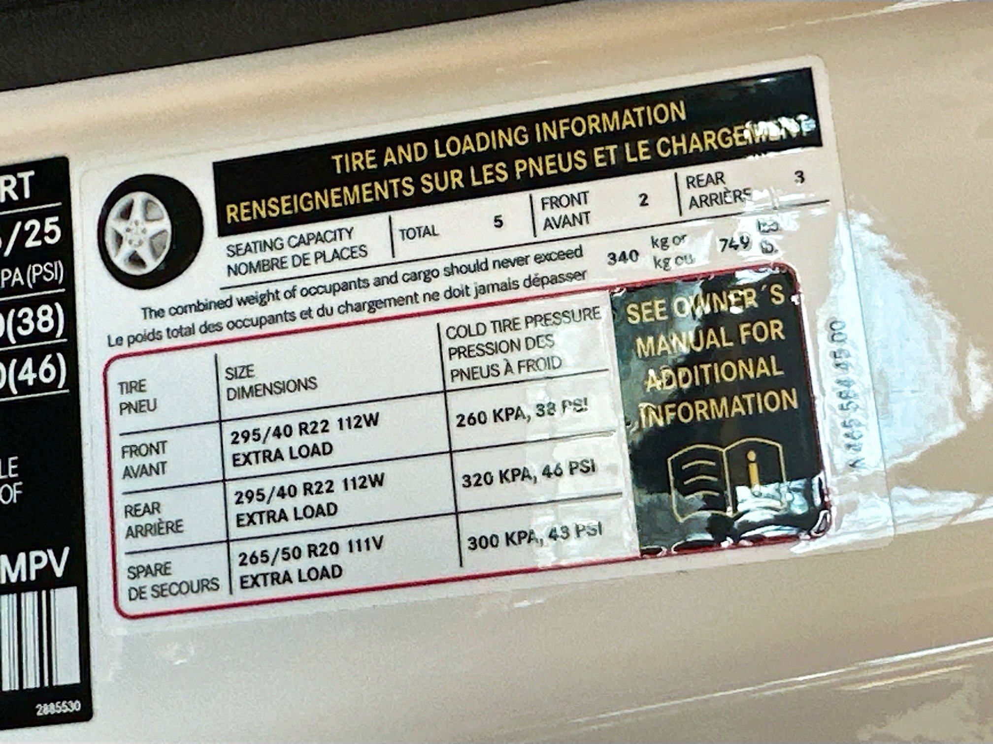 Certified 2025 Mercedes-Benz G 63 AMG 4MATIC image 40