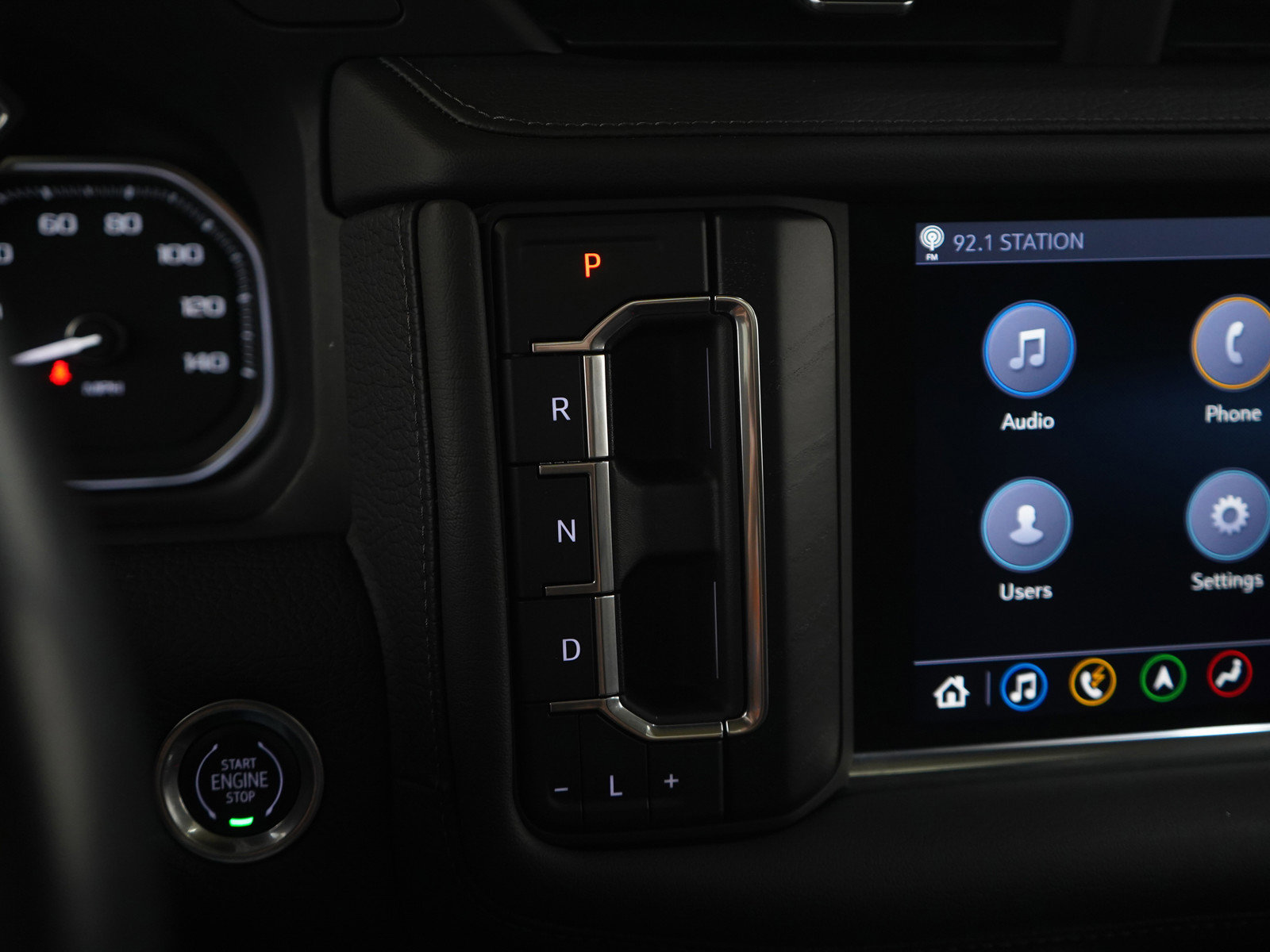 Used 2021 GMC Yukon Denali w/ Denali Premium Package image 26