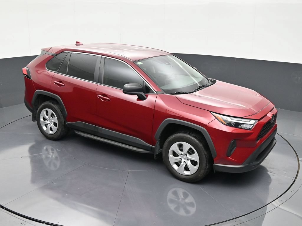 Used 2024 Toyota RAV4 LE FWD image 18