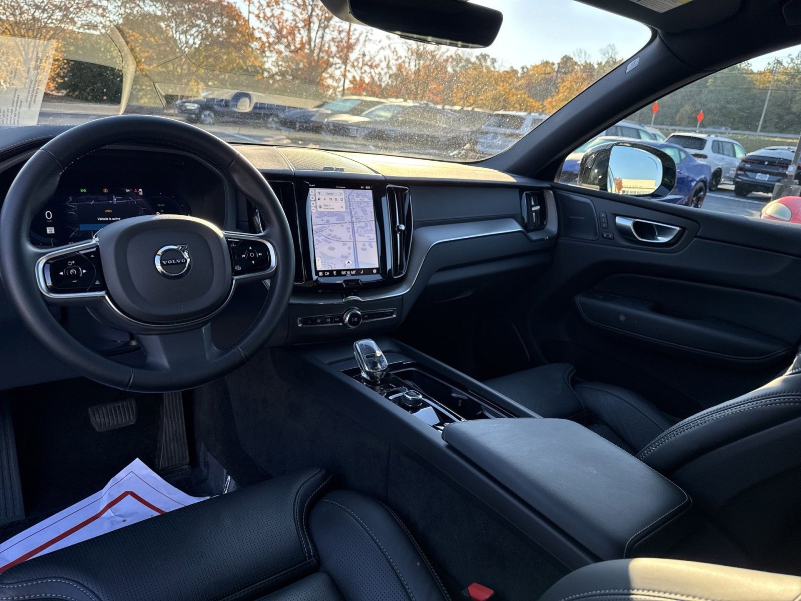 Used 2024 Volvo XC60 T8 Ultimate w/ Protection Package Premier image 11