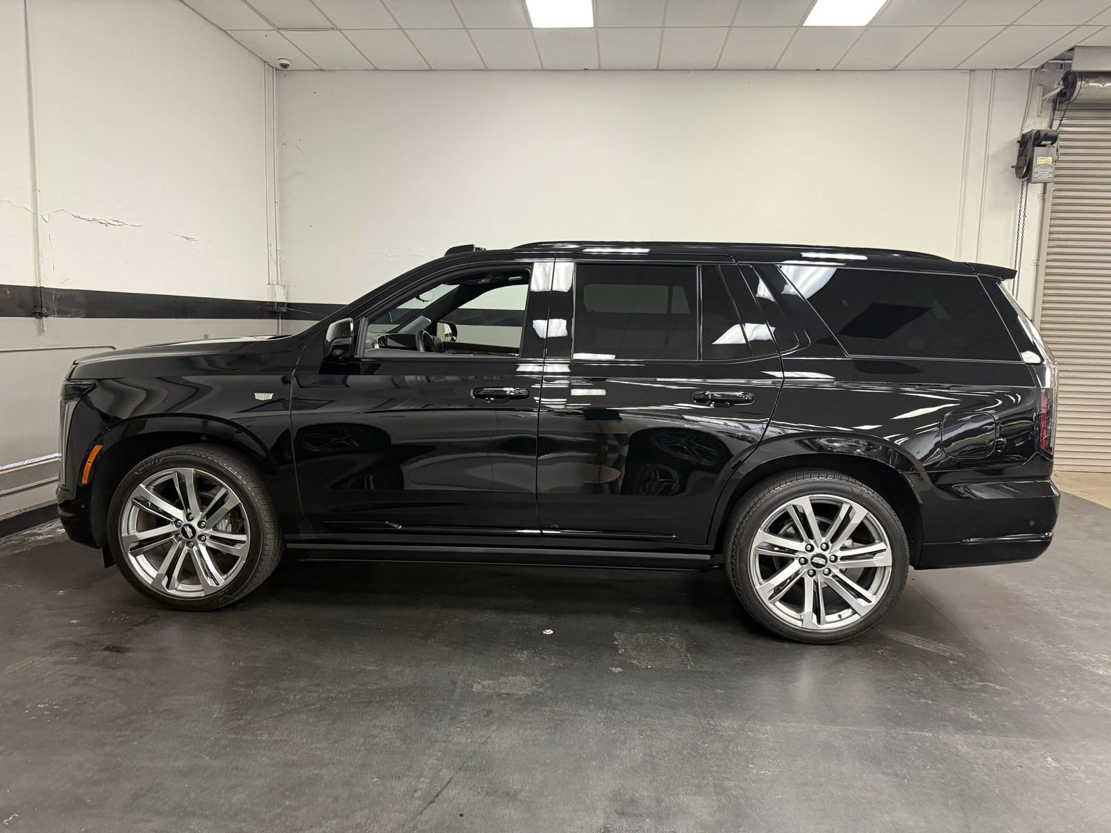 Used 2025 Cadillac Escalade Sport Platinum image 7