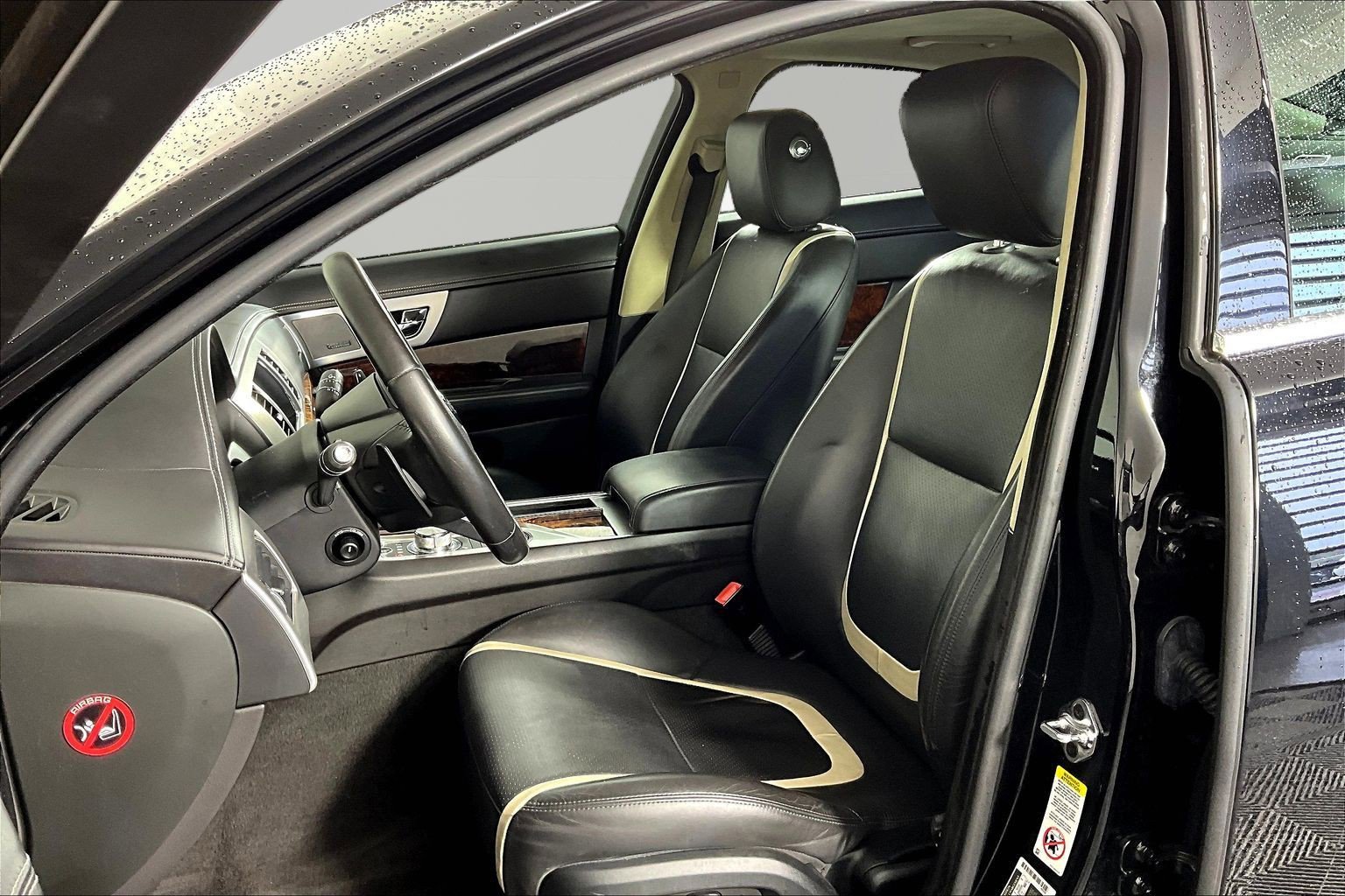 Used 2015 Jaguar XF Portfolio AWD/4WD image 18
