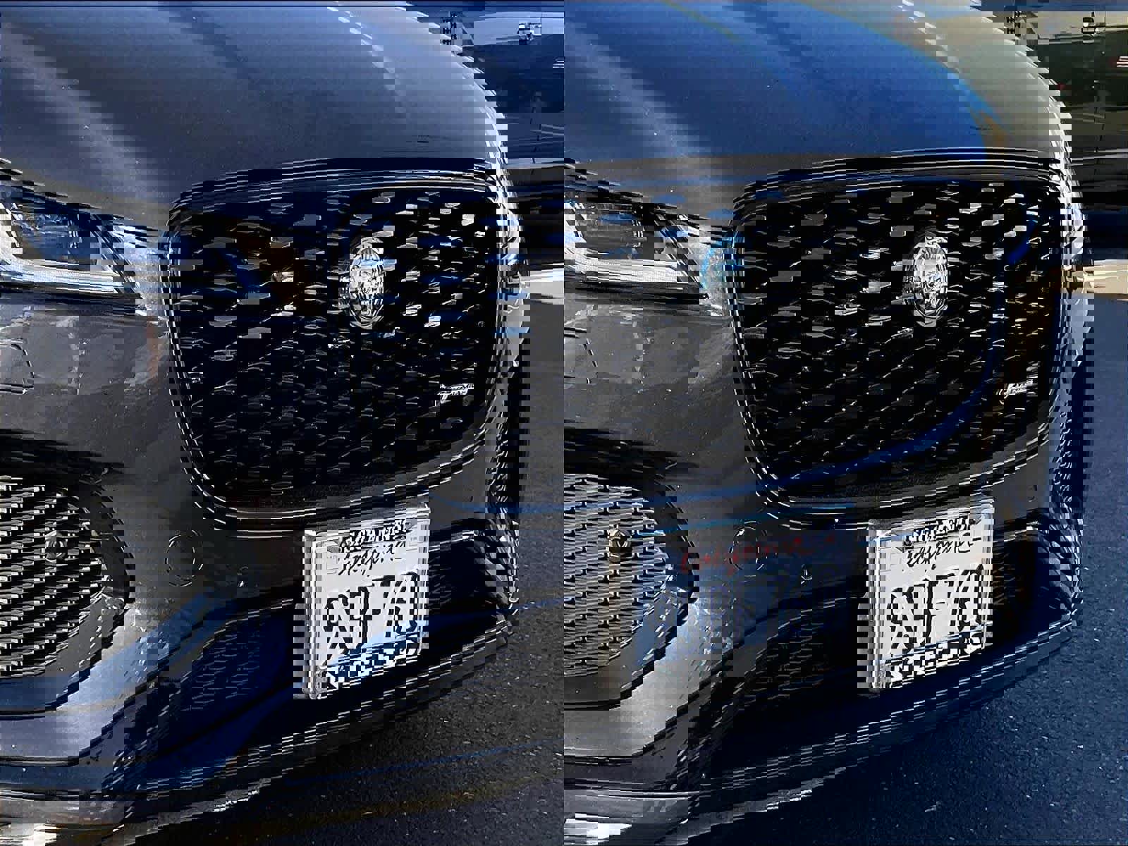 Used 2025 Jaguar F-PACE R-Dynamic S image 31