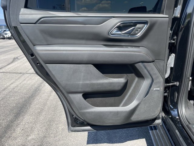 Used 2023 GMC Yukon AT4 w/ AT4 Premium Package image 17