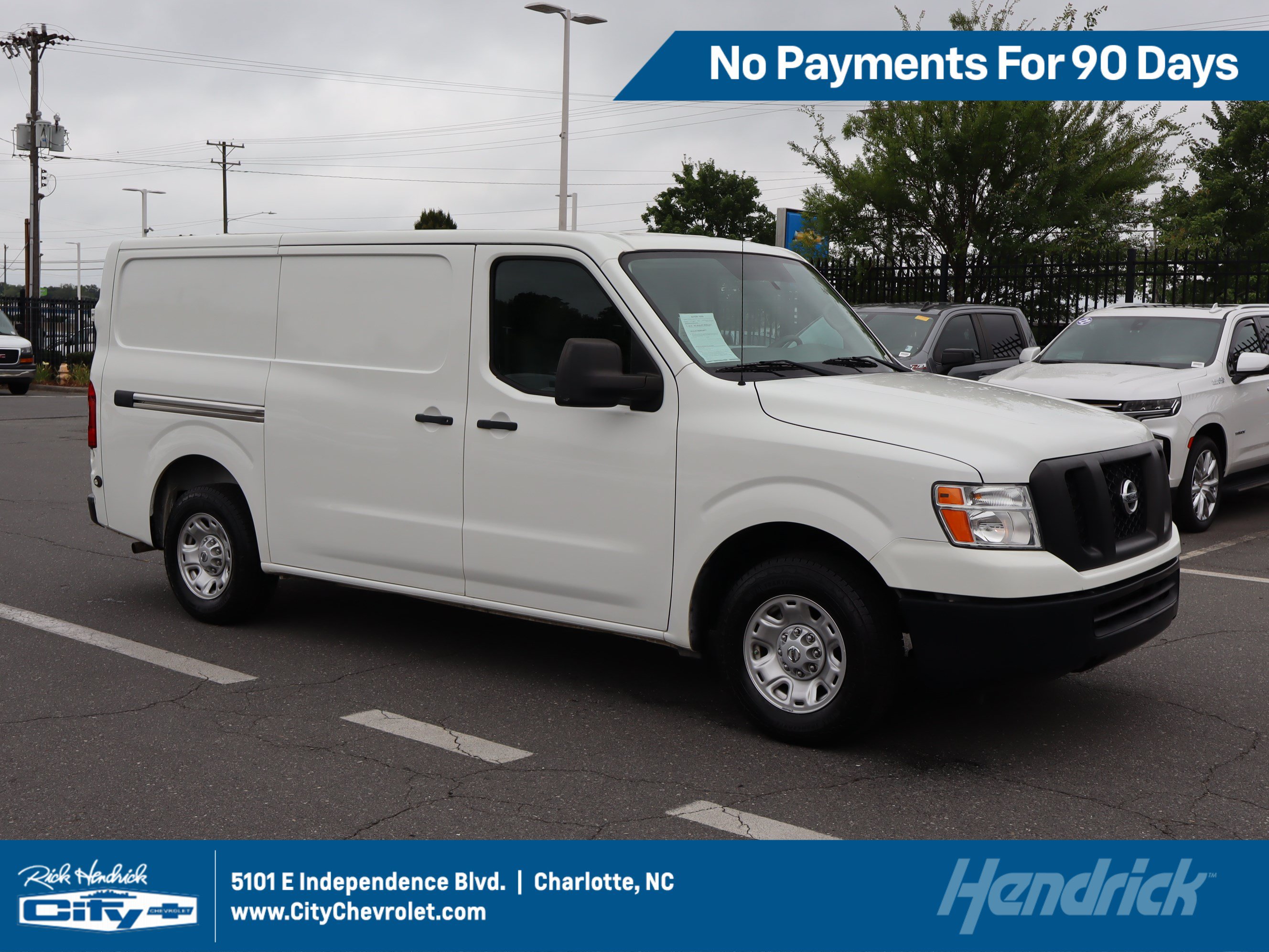 Used 2021 Nissan NV 2500 SV w/ Back Door Glass Package RWD video 1