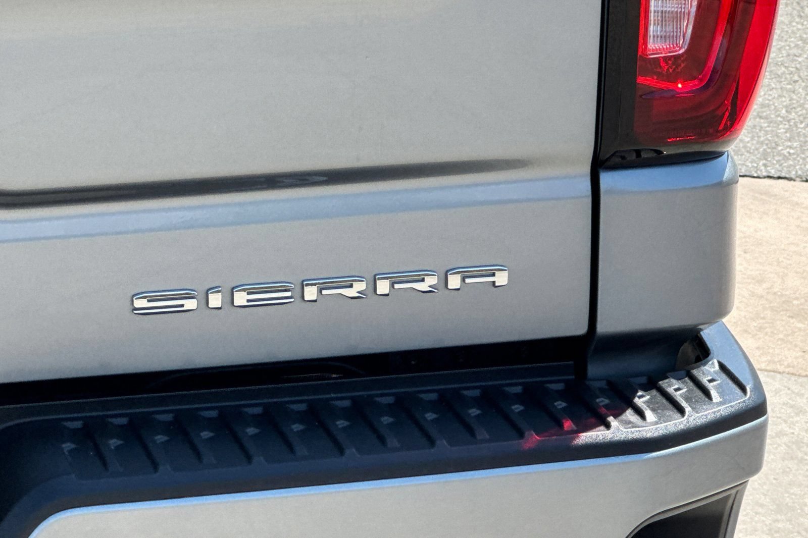 Certified 2026 GMC Sierra 1500 Denali Ultimate AWD/4WD image 8