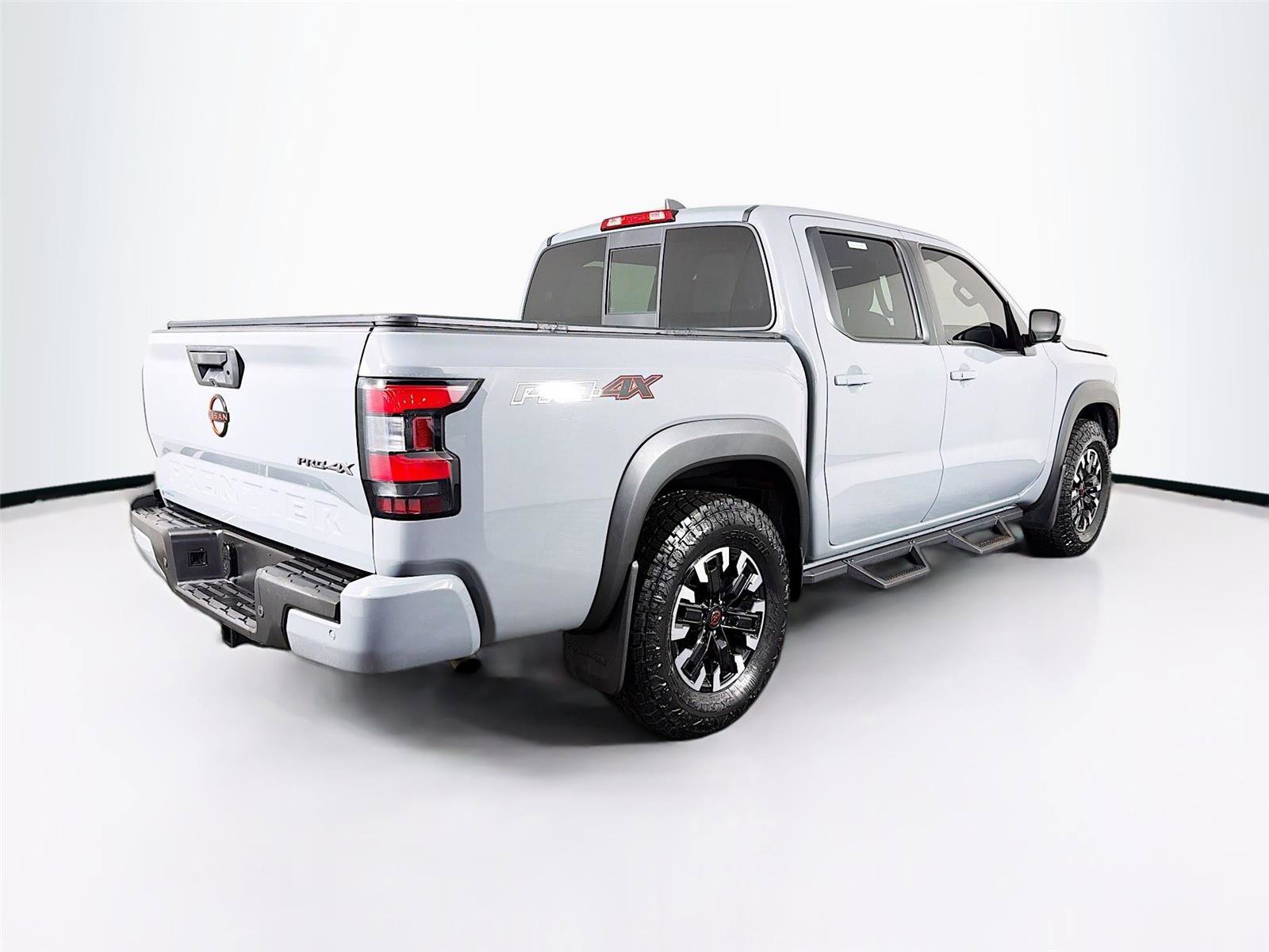 Used 2022 Nissan Frontier PRO-4X AWD/4WD image 11