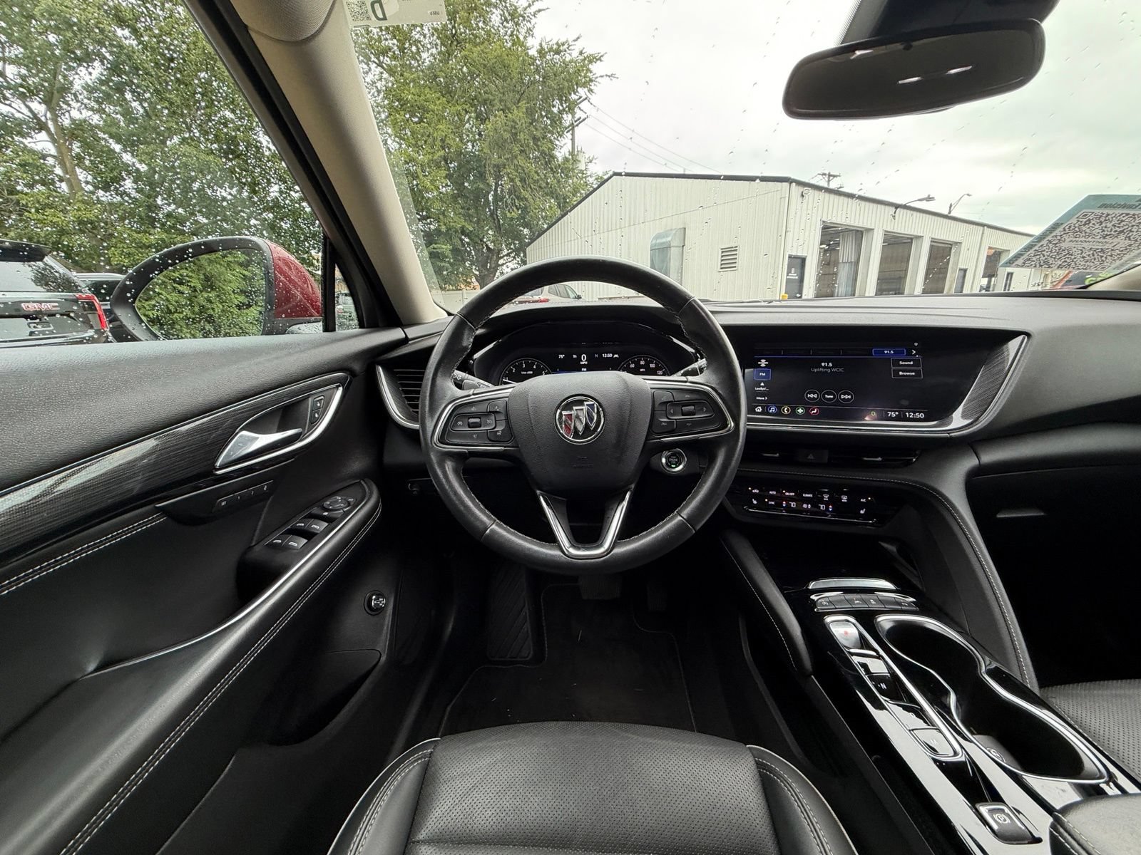 Used 2023 Buick Envision Essence FWD image 2
