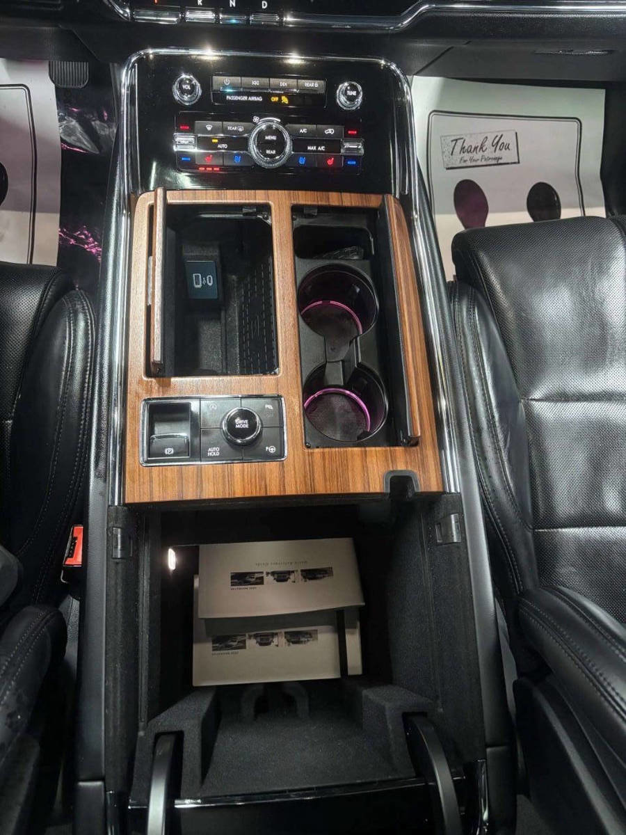 Used 2020 Lincoln Navigator Reserve w/ Equipment Group 208A Reserve image 44