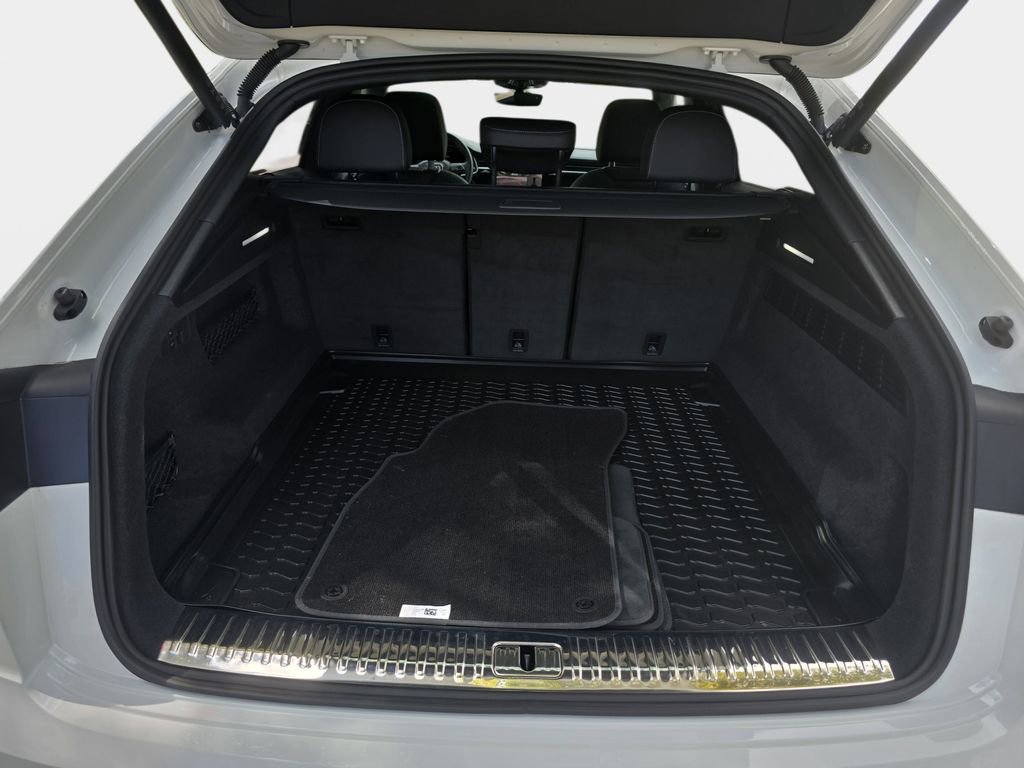 Certified 2025 Audi Q8 Premium Plus w/ Premium Plus Package image 13