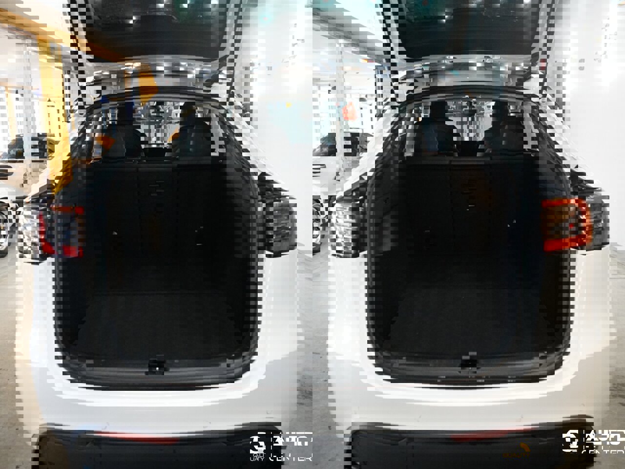 Used 2021 Tesla Model Y 2WD image 25