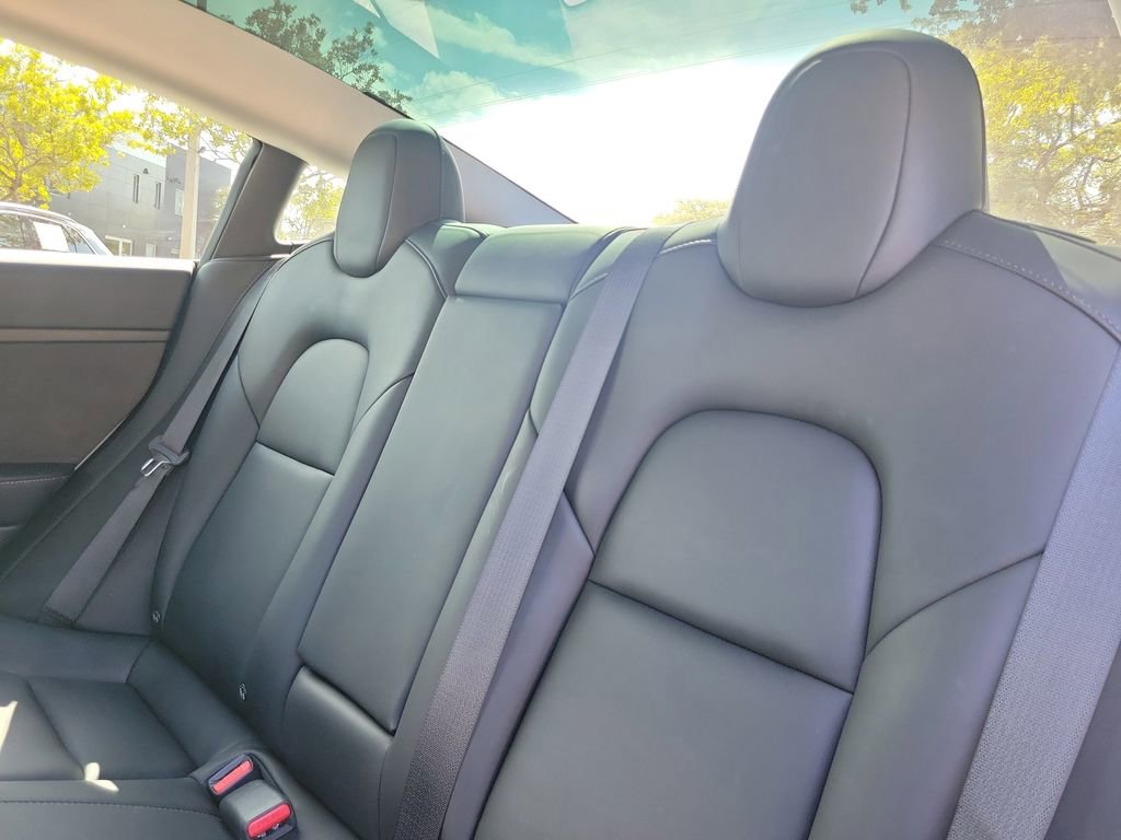 Used 2022 Tesla Model 3 Standard Range RWD image 12