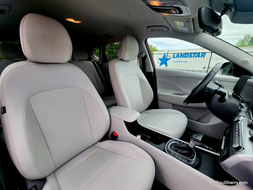Used 2024 Hyundai Kona SEL AWD/4WD image 38
