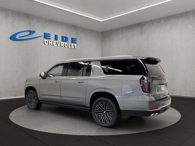 New 2026 Chevrolet Suburban High Country image 5