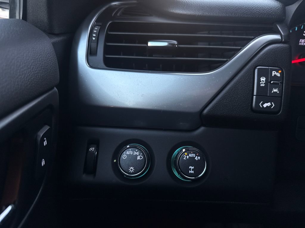 Used 2019 Chevrolet Tahoe LT image 31
