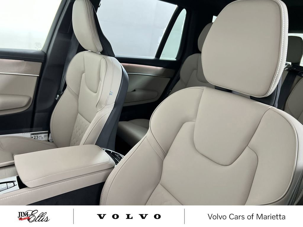 New 2026 Volvo XC90 B6 Plus w/ Protection Package Premier image 12