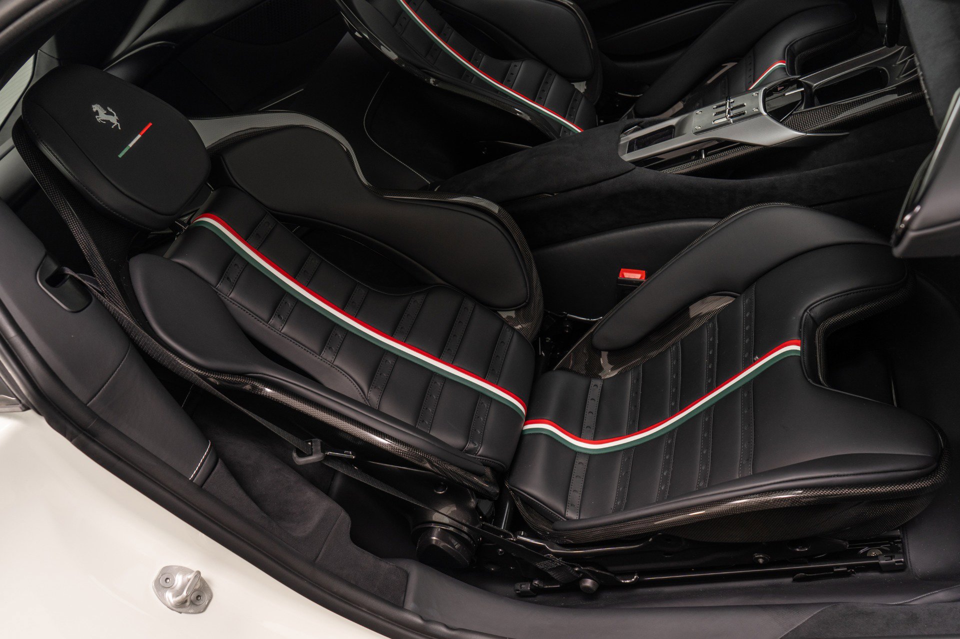 Used 2025 Ferrari 12Cilindri image 25