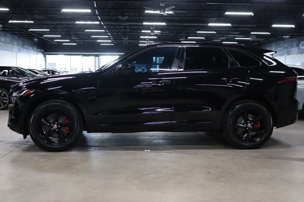 Used 2021 Jaguar F-PACE S image 2