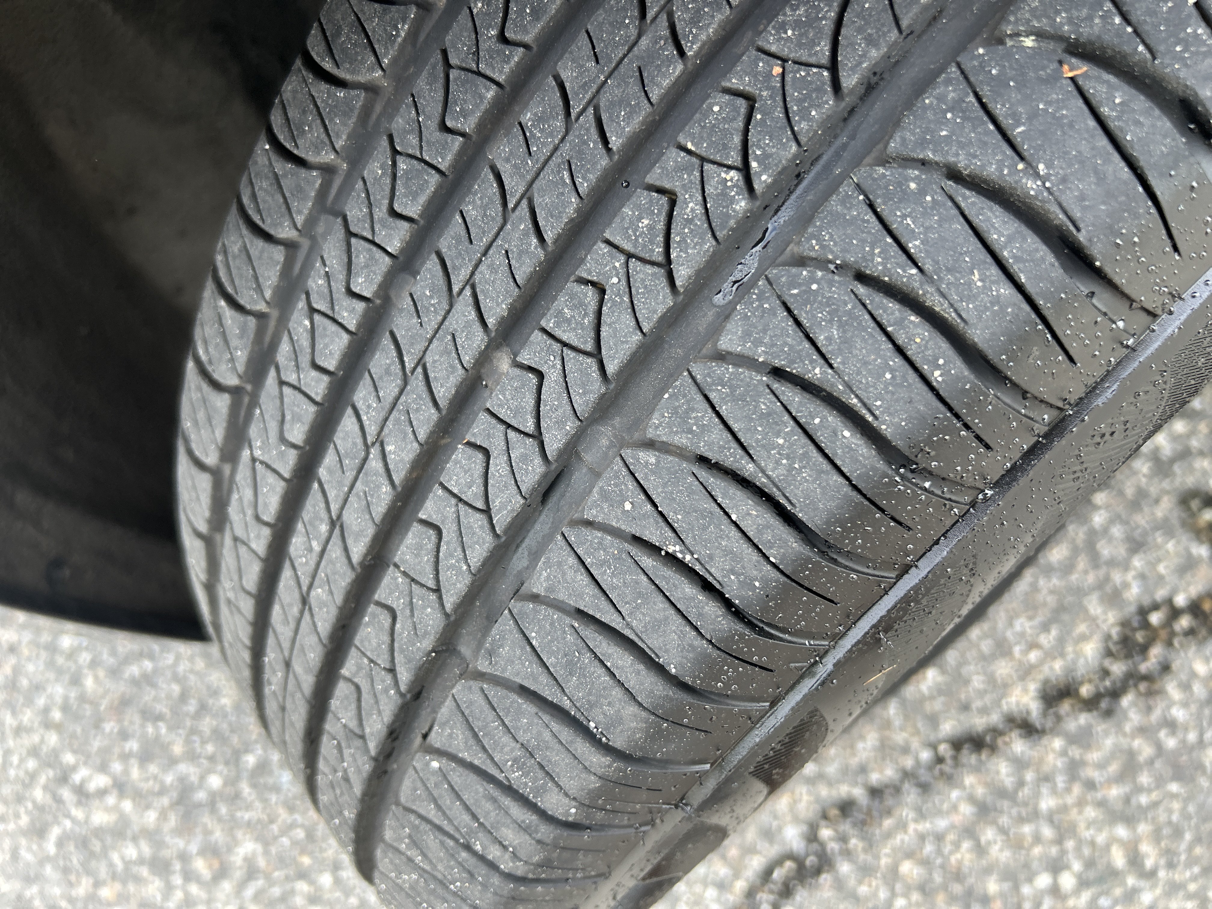 Used 2025 Chrysler Pacifica Select FWD image 13