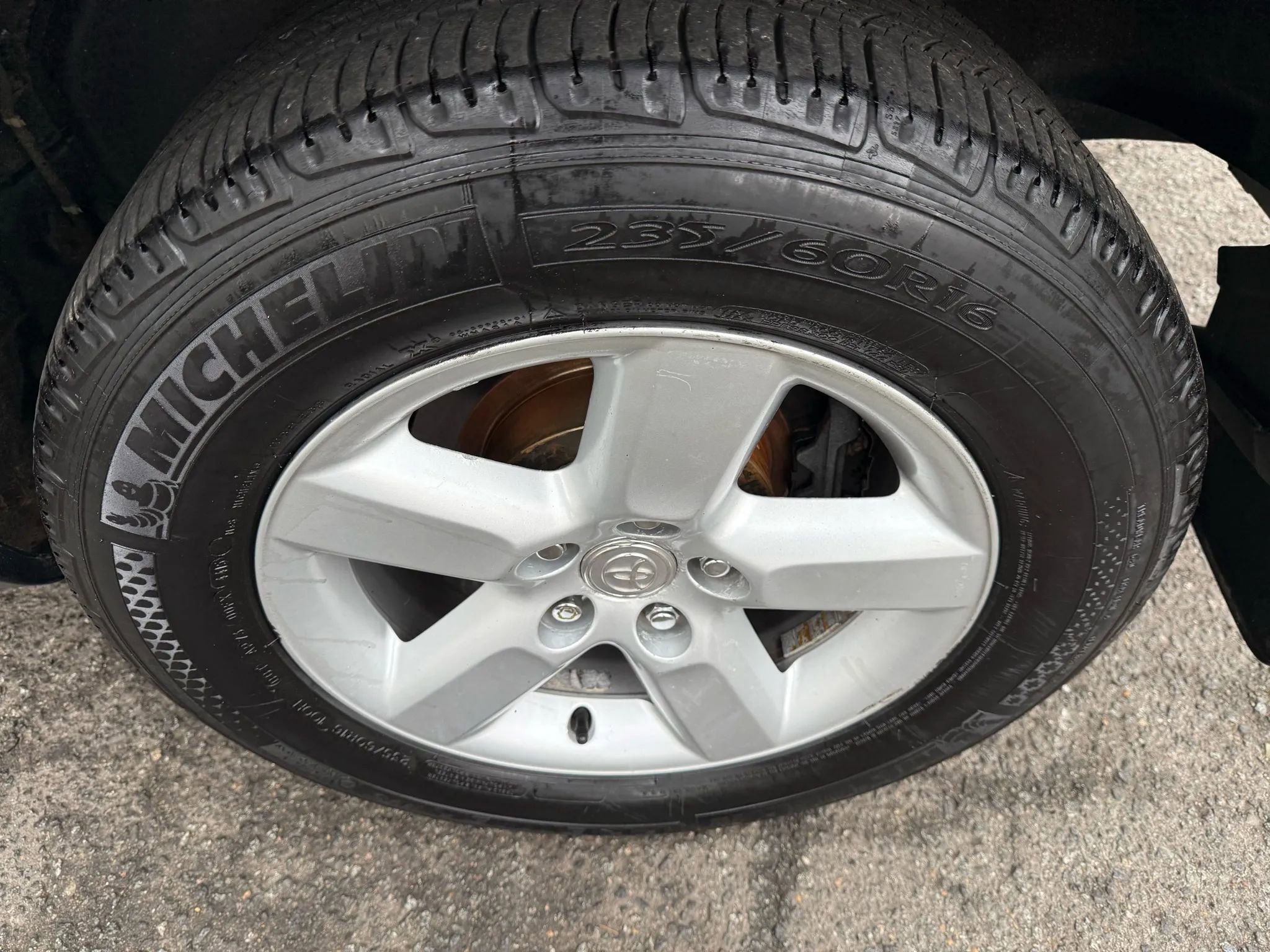 Used 2004 Toyota RAV4 Sport Utility 4D image 36