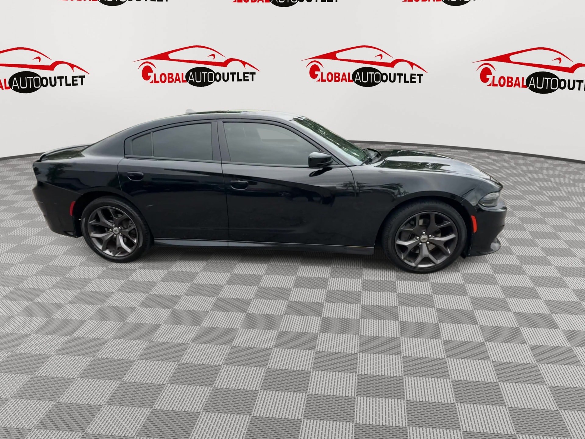 Used 2019 Dodge Charger GT RWD image 9