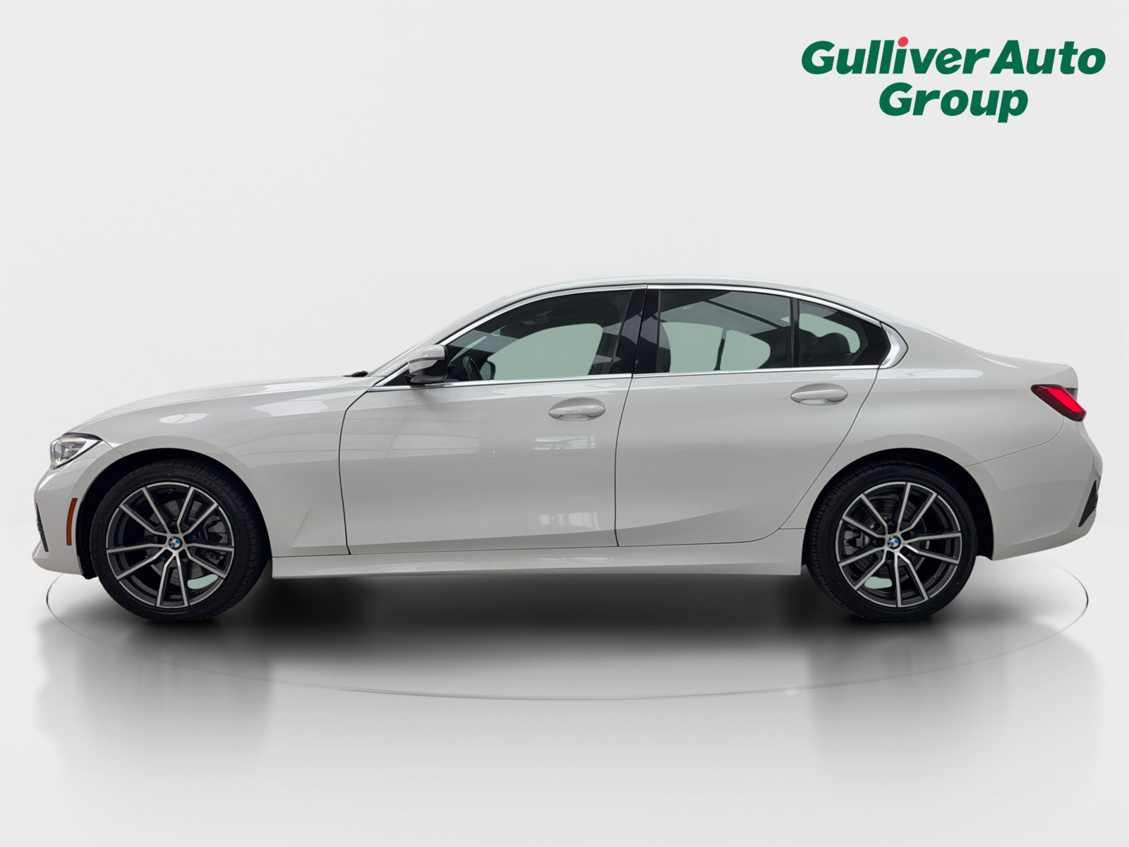 Used 2020 BMW 330i xDrive Sedan w/ Convenience Package AWD/4WD image 3