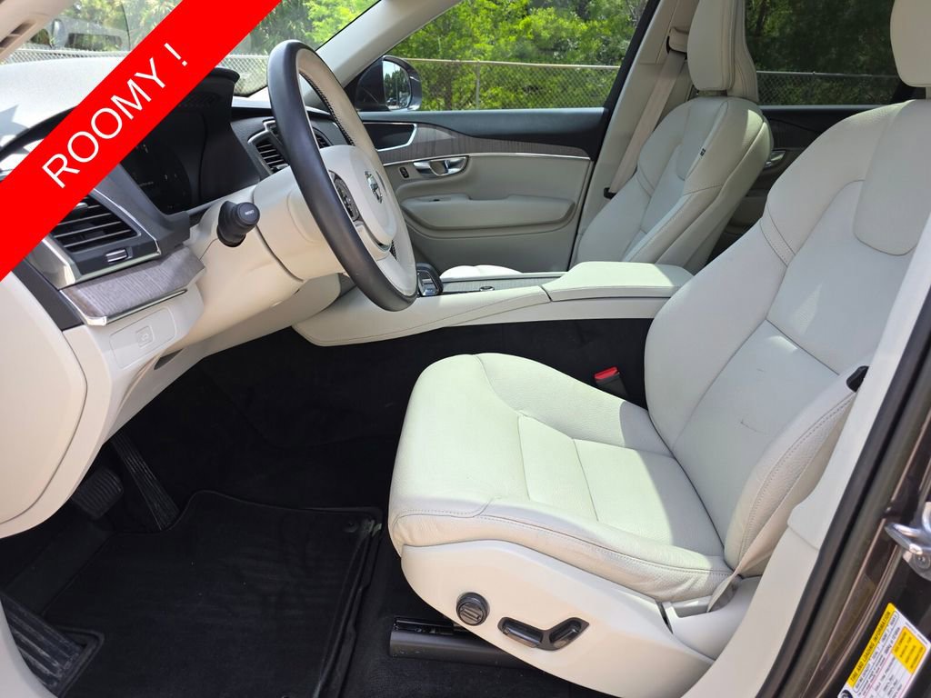 Used 2023 Volvo XC90 B6 Core w/ Protection Package Premier AWD/4WD image 27