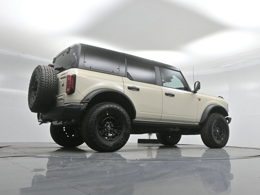 New 2026 Ford Bronco Badlands w/ Wildtrak Package AWD/4WD image 46