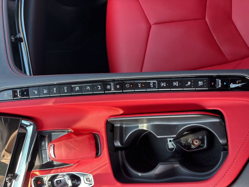 Used 2023 Chevrolet Corvette Stingray Preferred Conv w/ Z51 Performance Package RWD image 11