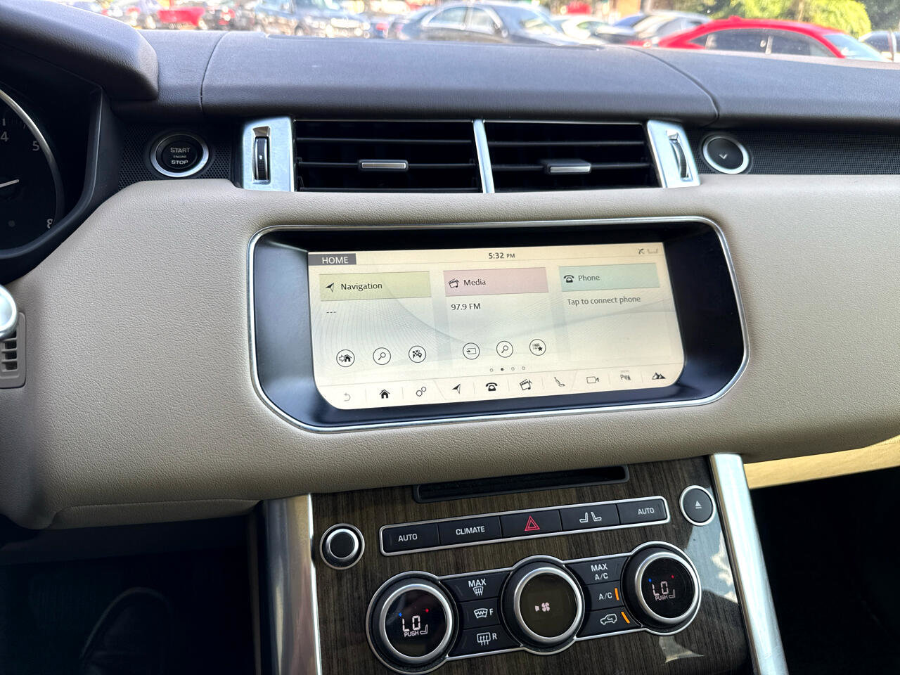 Used 2017 Land Rover Range Rover Sport HSE image 23