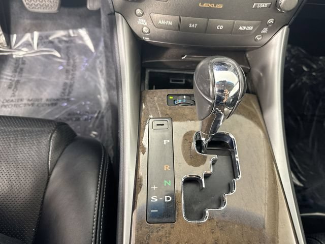 Used 2012 Lexus IS 250C w/ Luxury Pkg RWD image 19